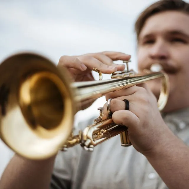 Blasmusiker Nahaufnahme, Trauerreden mit passender Musik